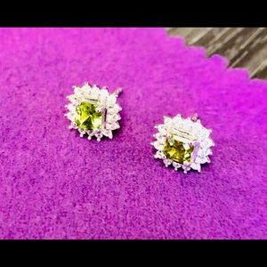 61.) New Natural Arizona Peridot & Diamond Stud Earrings